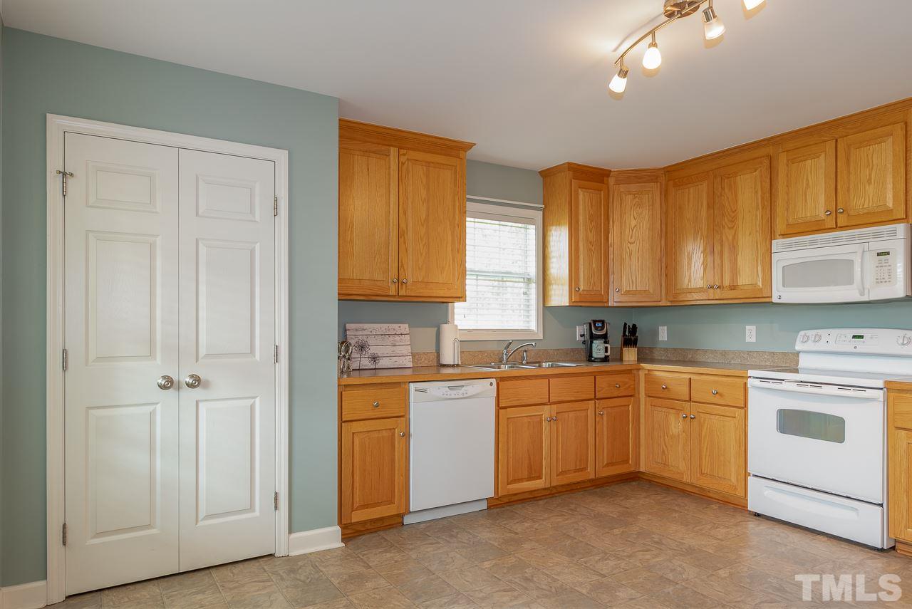 60 John White Road Coats, NC 27521 - Photo 4 of 25 Gallery Image 4
