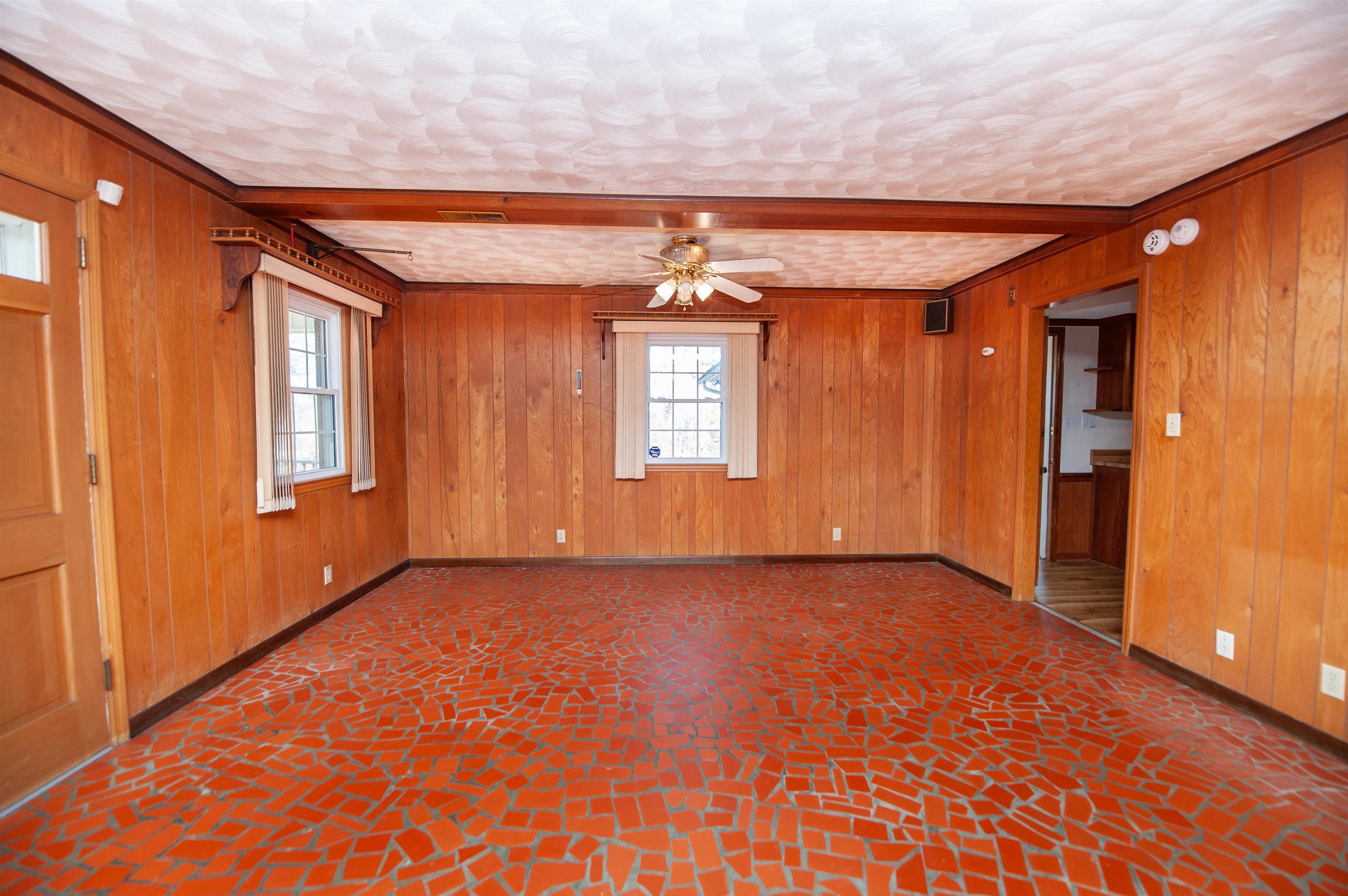 490 Hickory Nut Road Inman, SC 29349 - Photo 11 of 32