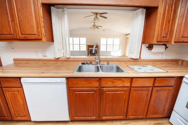 $449,900 | 490 Hickory Nut Road, Inman, SC 29349