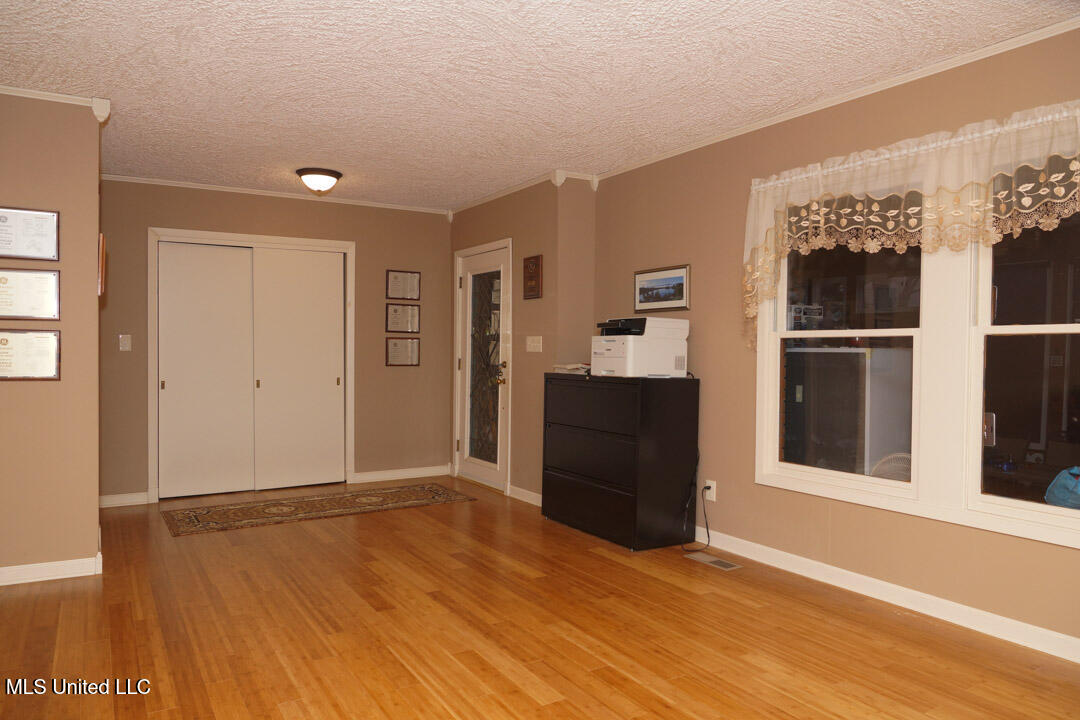 3767 Springridge Road Raymond, MS 39154 - Photo 14 of 134 House Photos 011