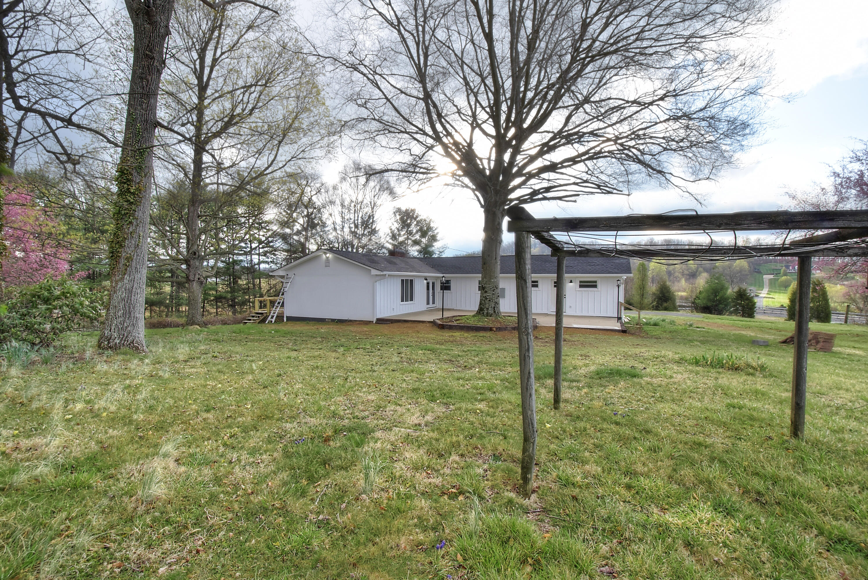 361 Lynn Road Blountville, TN 37617 - Photo 36 of 37 DSC_0295_296_297_298_299_300