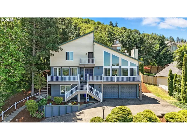 a house view with a outdoor space