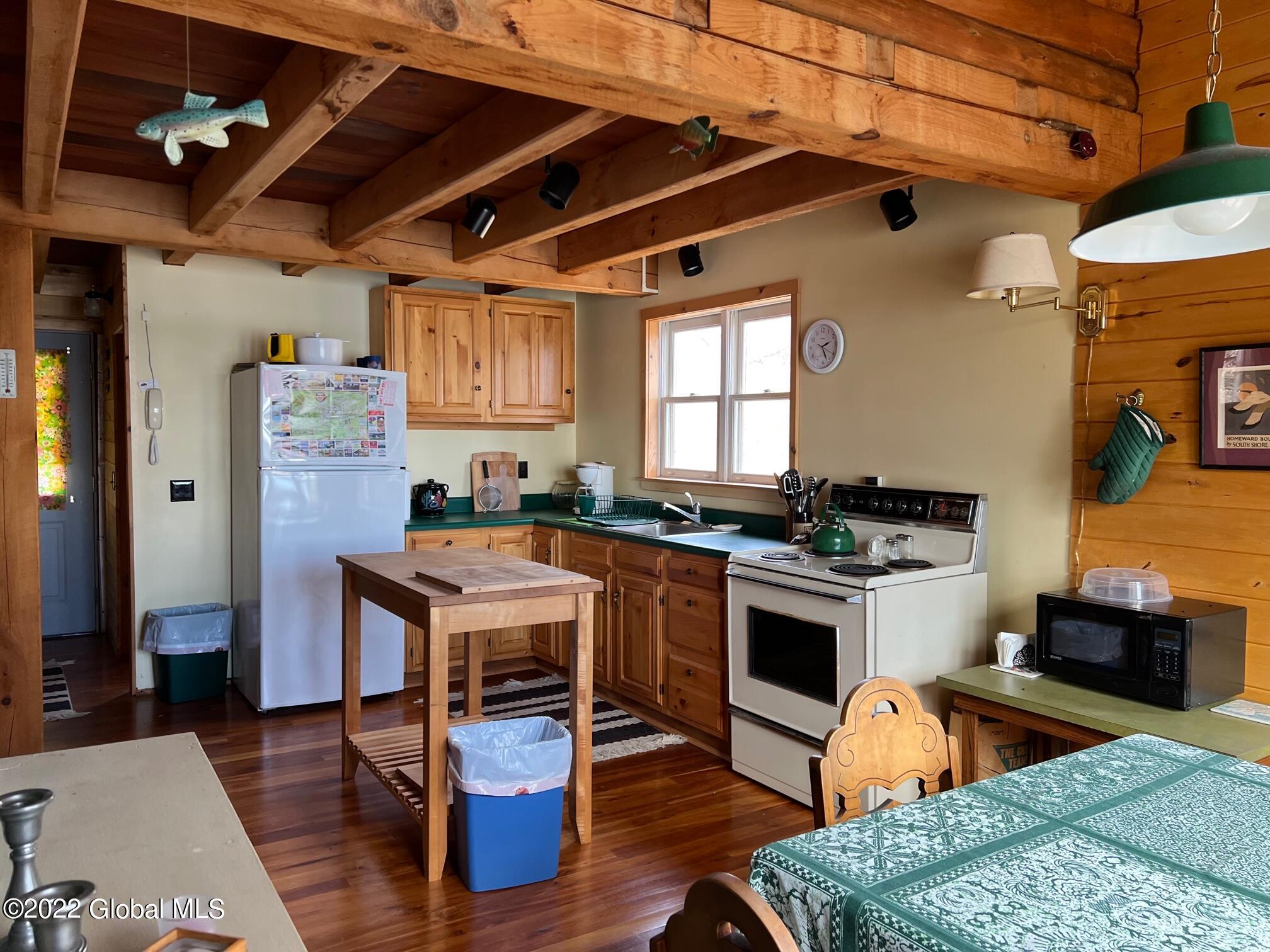 18 Hedge Row Crown Point, NY 12928 - Photo 6 of 33 IMG_5161