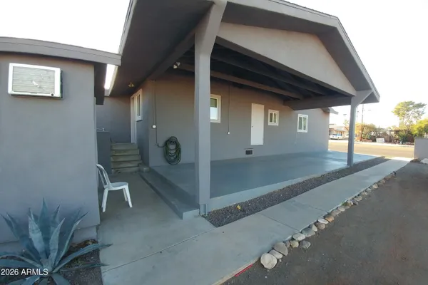 $1,595 | 145 West Wickenburg Way, Unit B, Wickenburg, AZ 85390