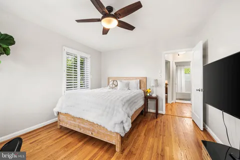 $599,999 | 6801 Radcliffe Drive, Alexandria, VA 22307