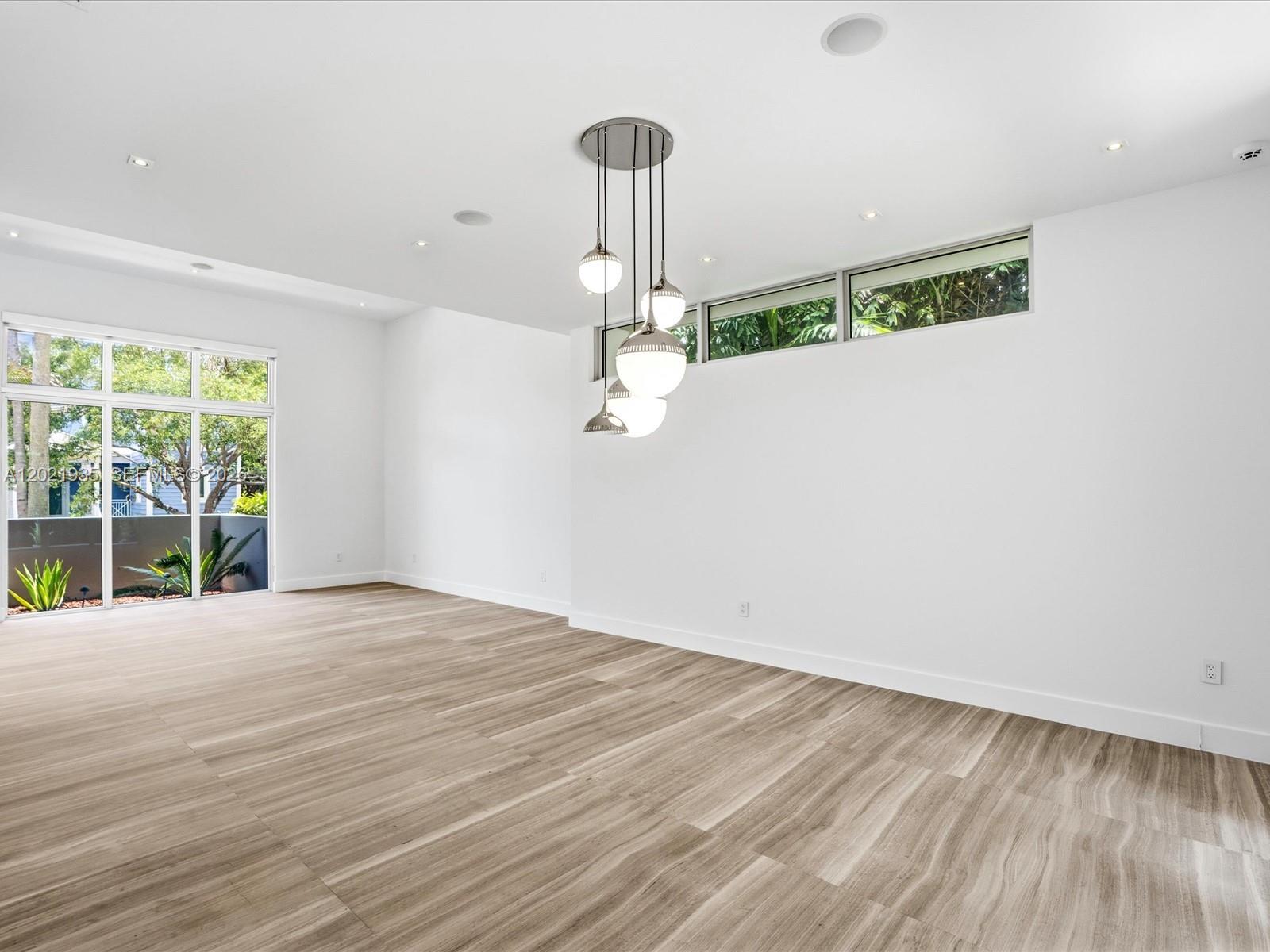 125 Hampton Lane Key Biscayne, FL 33149 - Photo 8 of 81