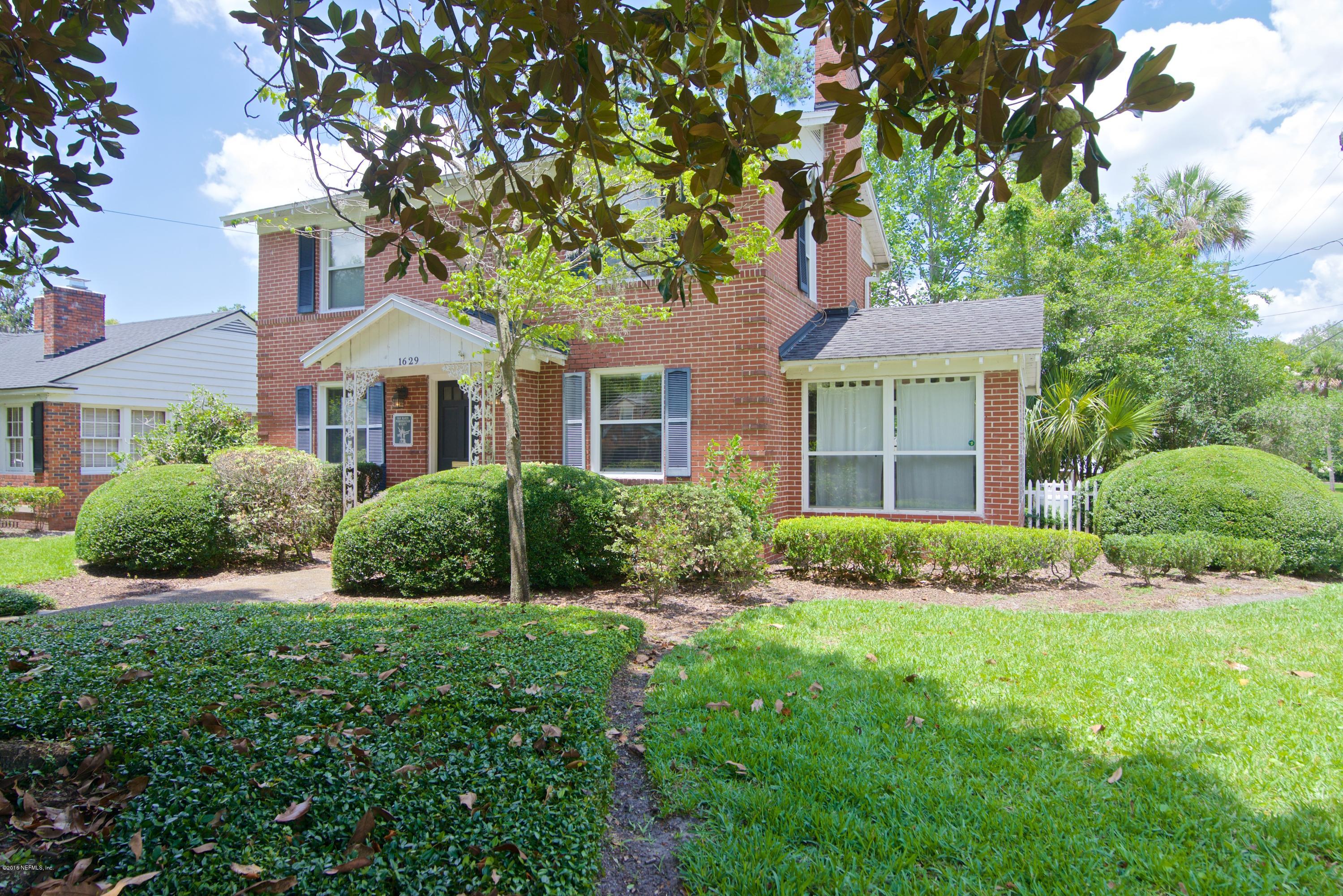 1629 Kingswood Road Jacksonville, FL 32207 - Photo 1 of 27 Front View