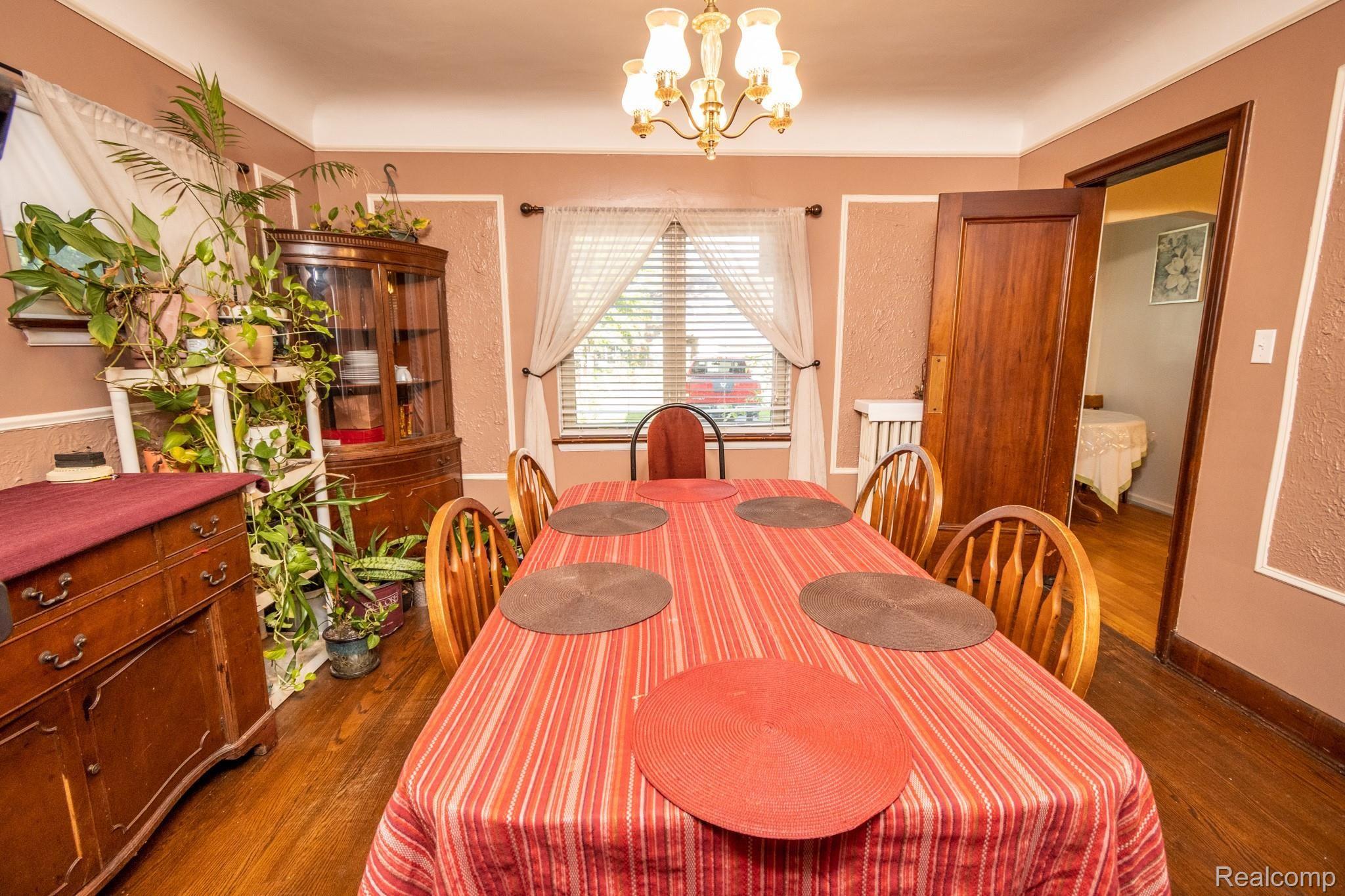 4690 Audubon Road Detroit, MI 48224 - Photo 10 of 37 Formal Dining Room