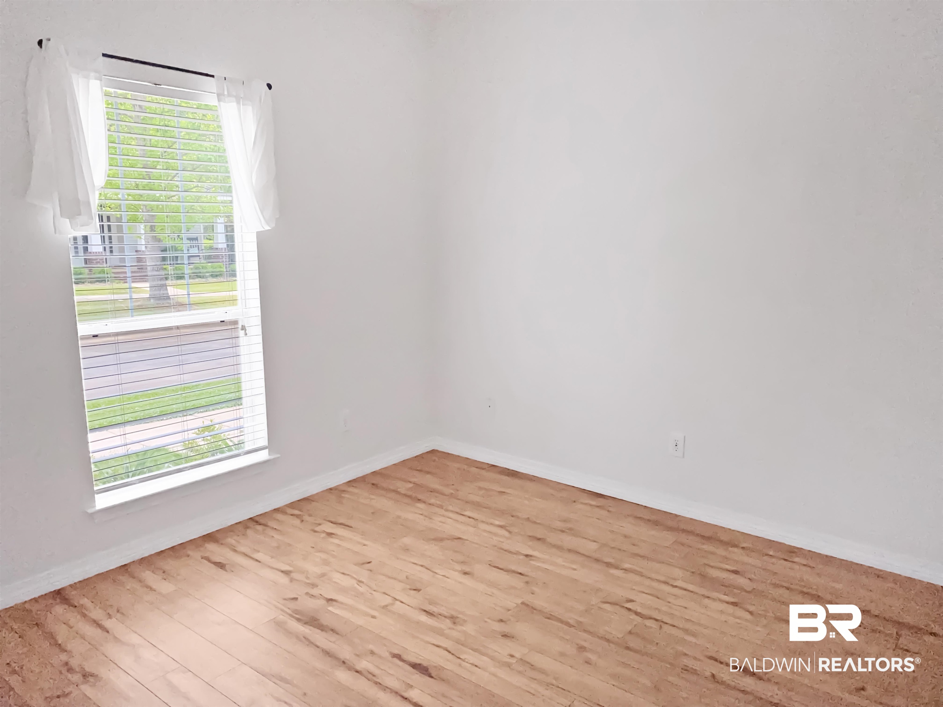 29883 St Helen Street Daphne, AL 36526 - Photo 16 of 25