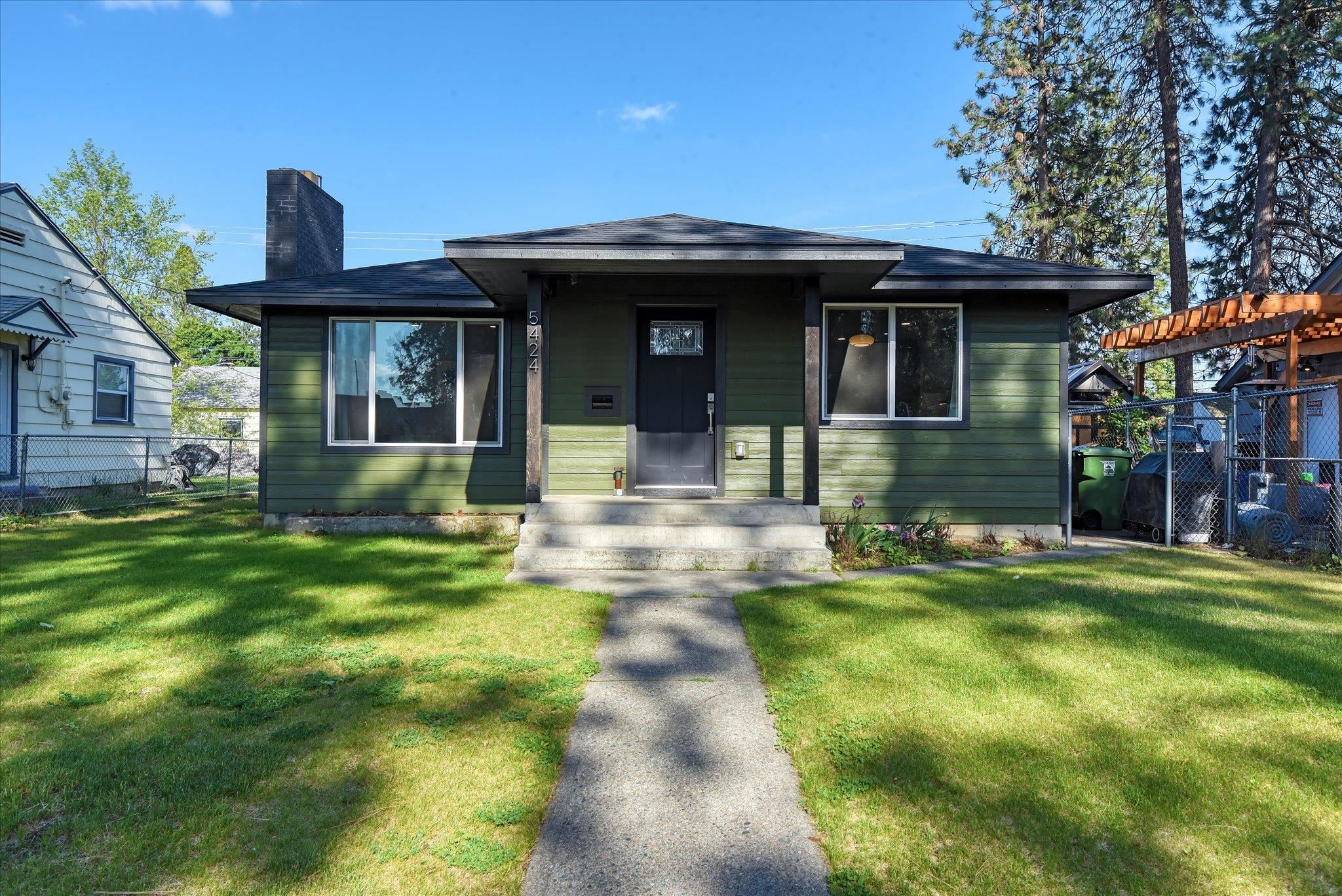 5424 North Walnut Street Spokane, WA 99205 - Photo 1 of 31