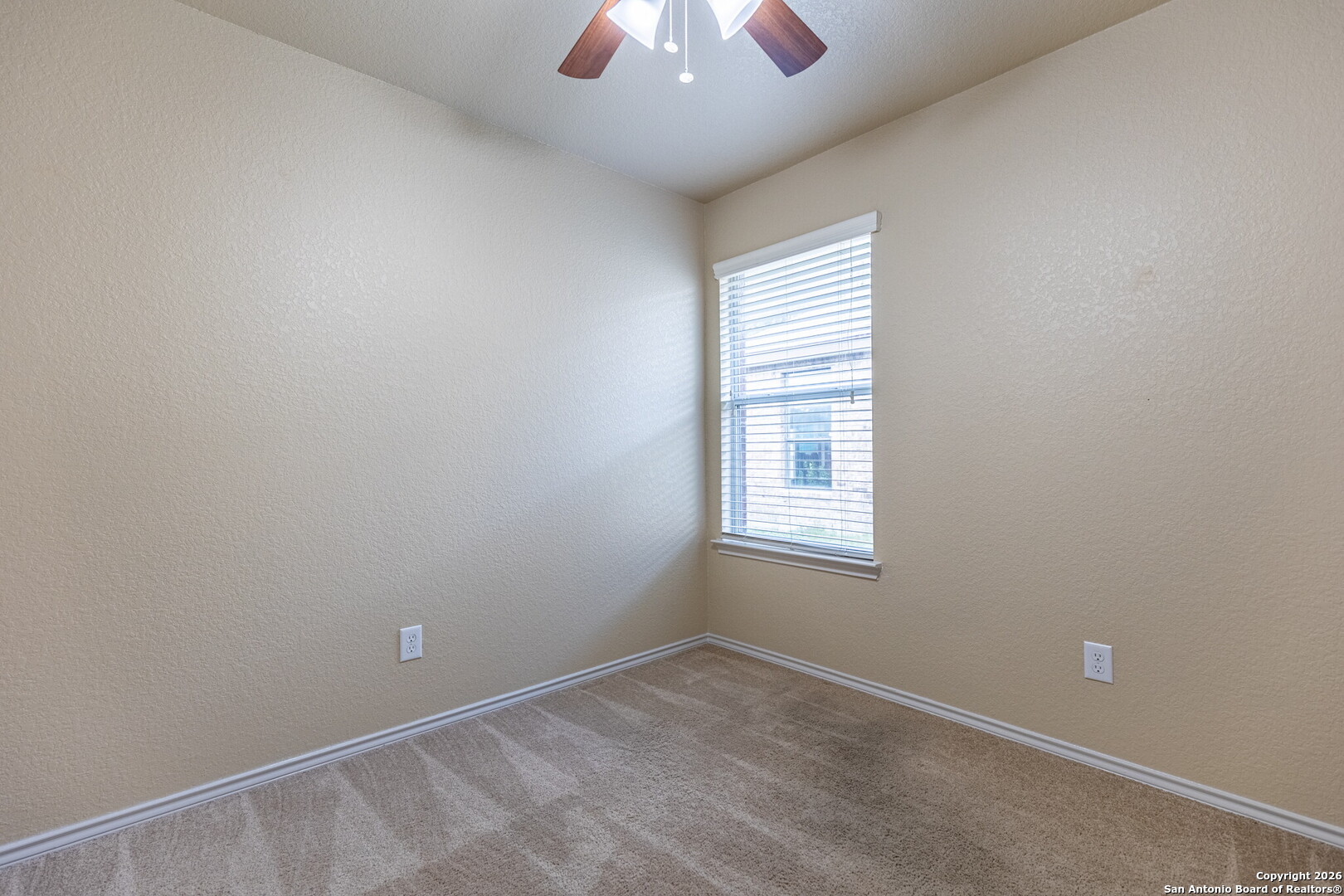 3815 Bogie Way Converse, TX 78109 - Photo 18 of 32 an empty room with a window