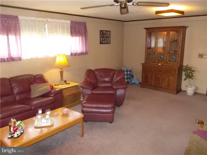 37 Hemlock Road Levittown, PA 19056 - Photo 13 of 24 Family Room