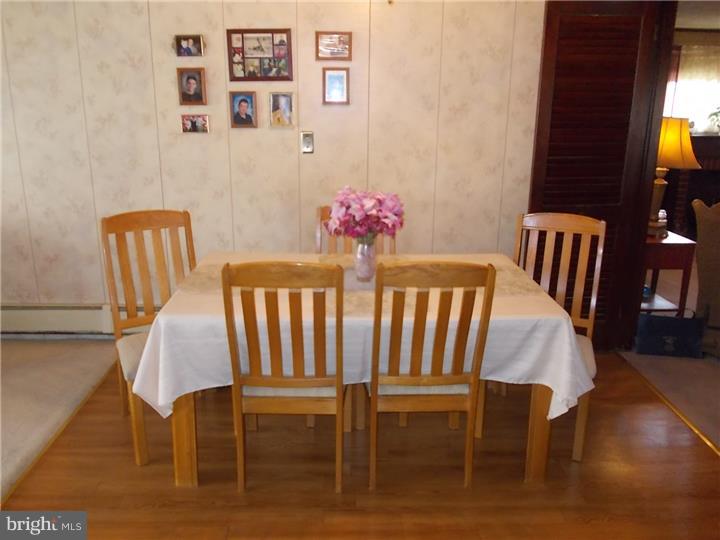 37 Hemlock Road Levittown, PA 19056 - Photo 7 of 24 Dining Room