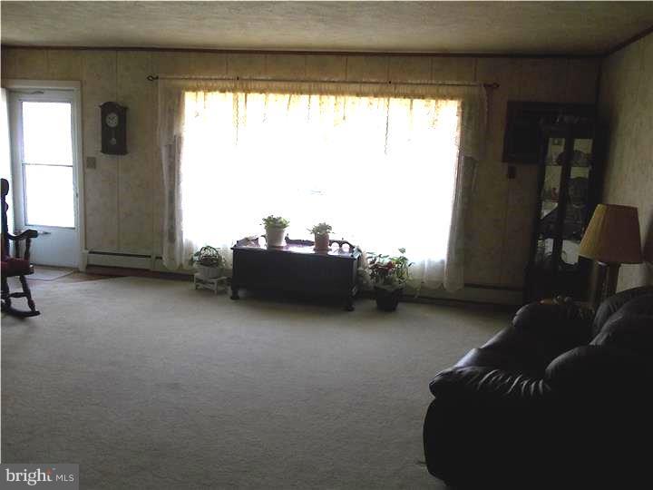 37 Hemlock Road Levittown, PA 19056 - Photo 9 of 24 Living Room