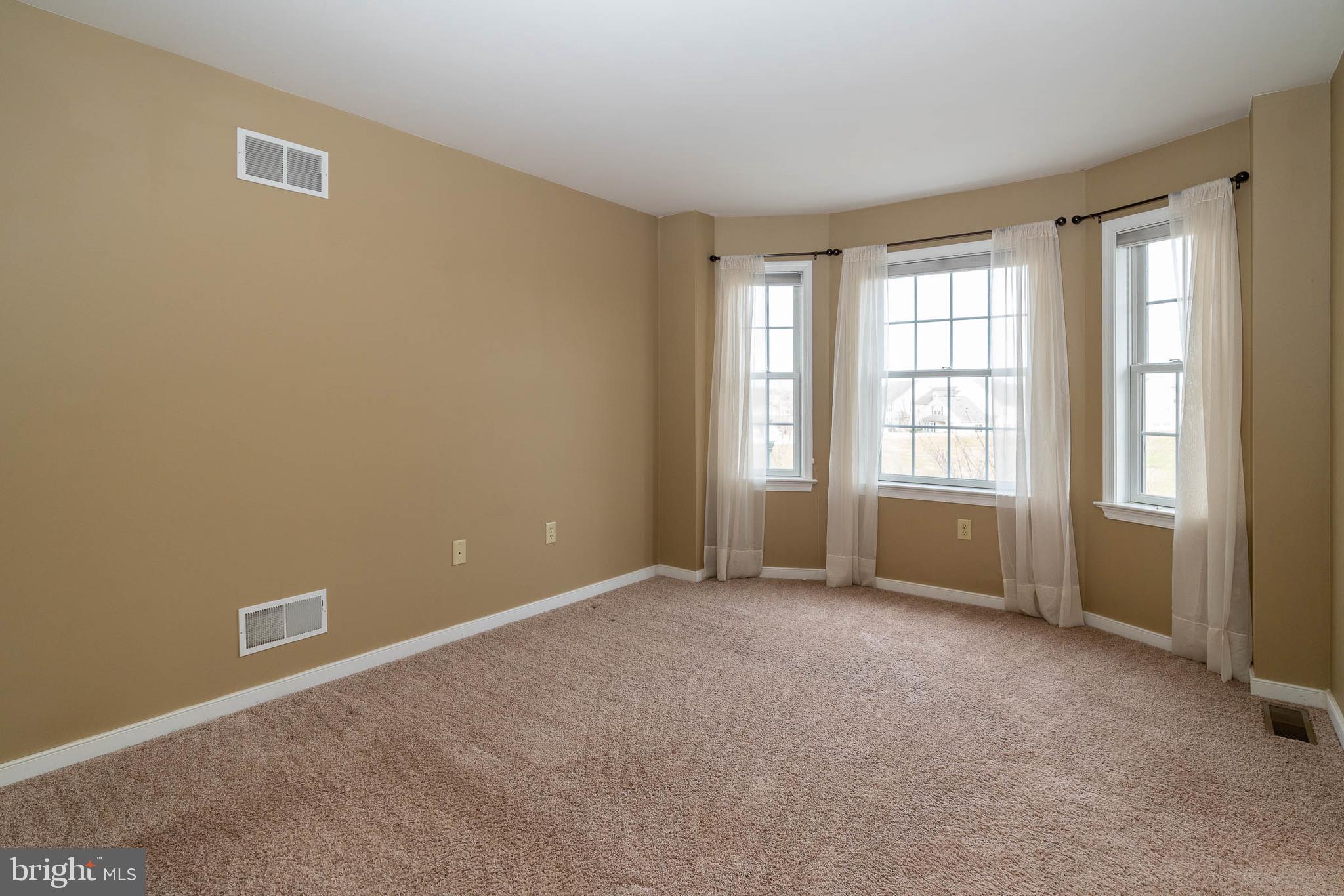 266 North Oak Street Lititz, PA 17543 - Photo 22 of 34 Master Bedroom