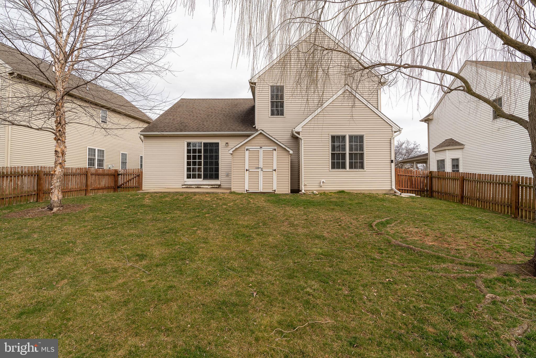 266 North Oak Street Lititz, PA 17543 - Photo 5 of 34 Back View
