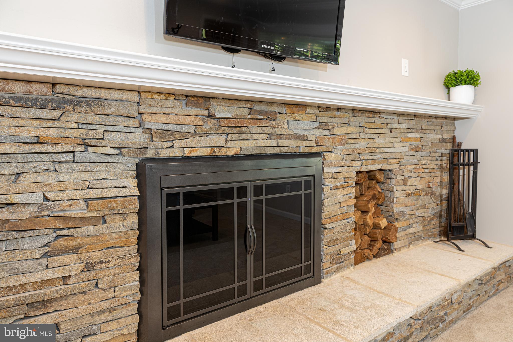 6224 Greeley Boulevard Springfield, VA 22152 - Photo 15 of 44 Wood-burning fireplace