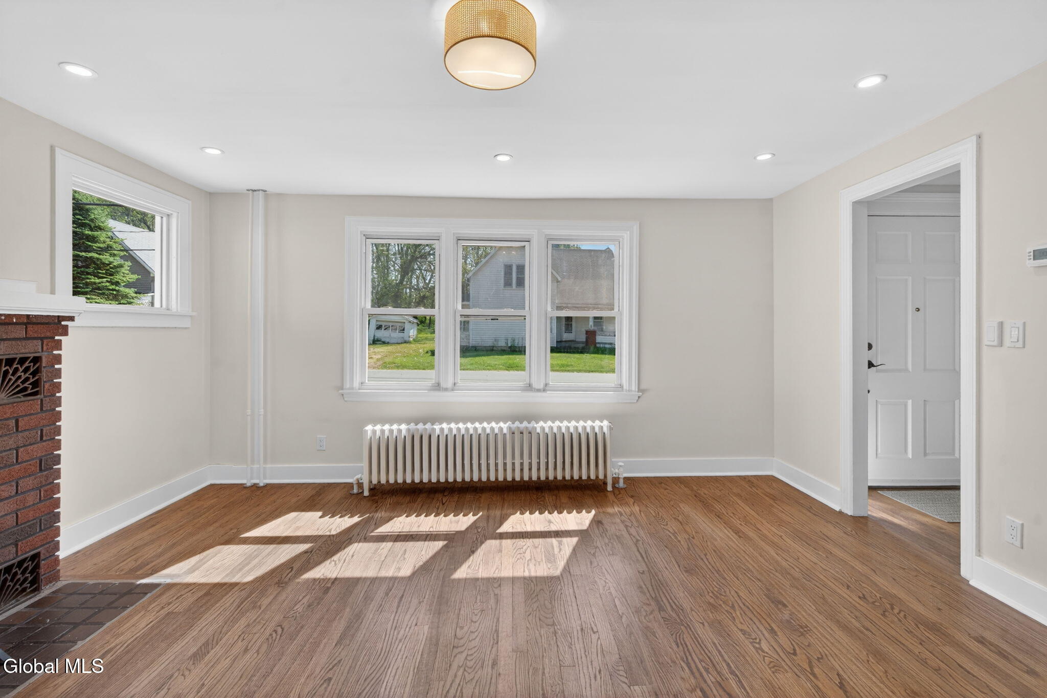1341 South Schodack Road Schodack, NY 12033 - Photo 7 of 52 Living Room