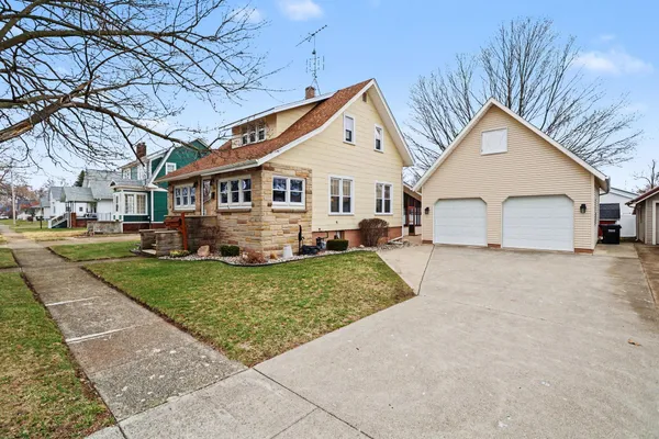 $229,000 | 220 North Douglas Street, Bronson, MI 49028