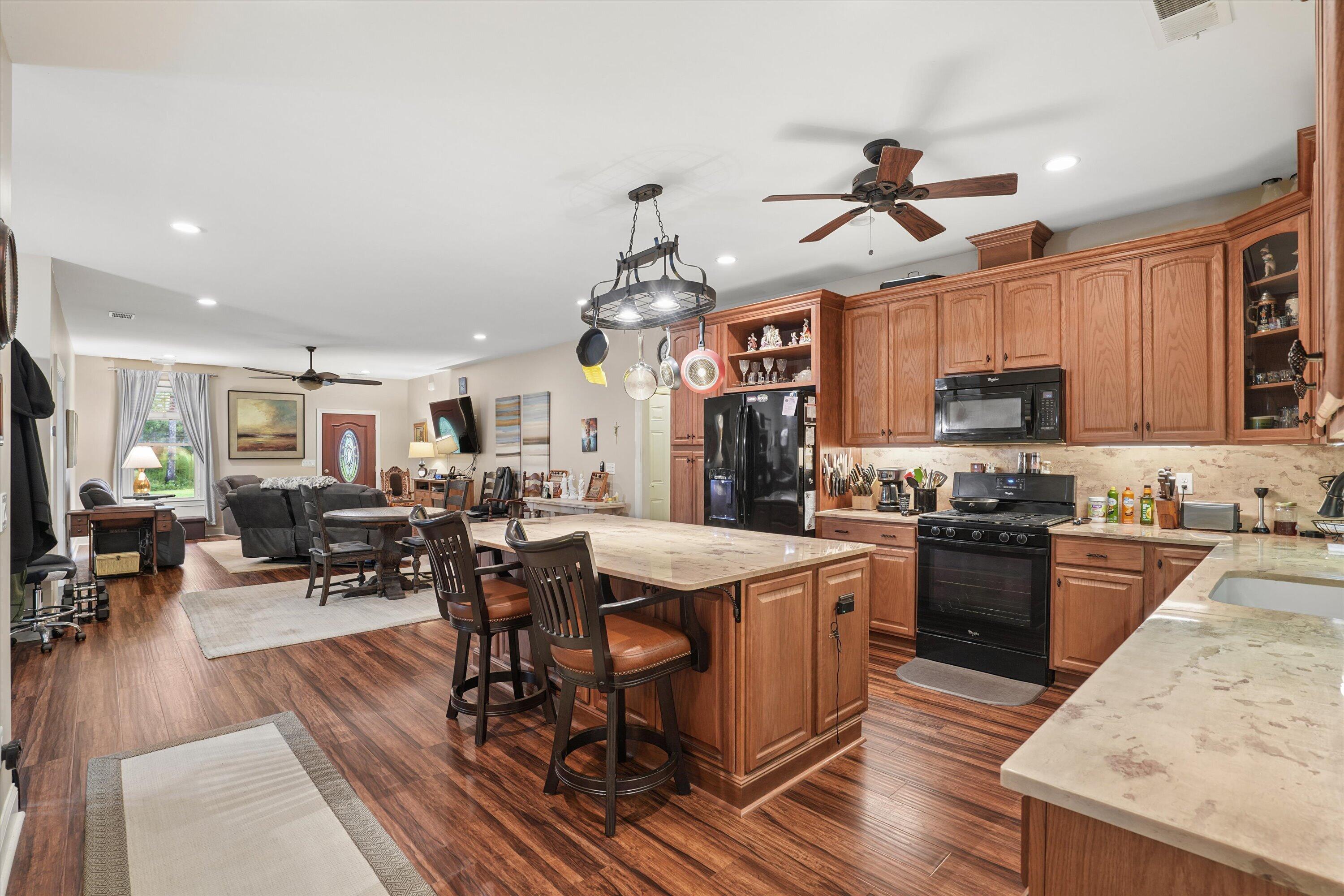 189 Fishburn Road Ridgeville, SC 29472 - Photo 11 of 53 11-DSC04871_1