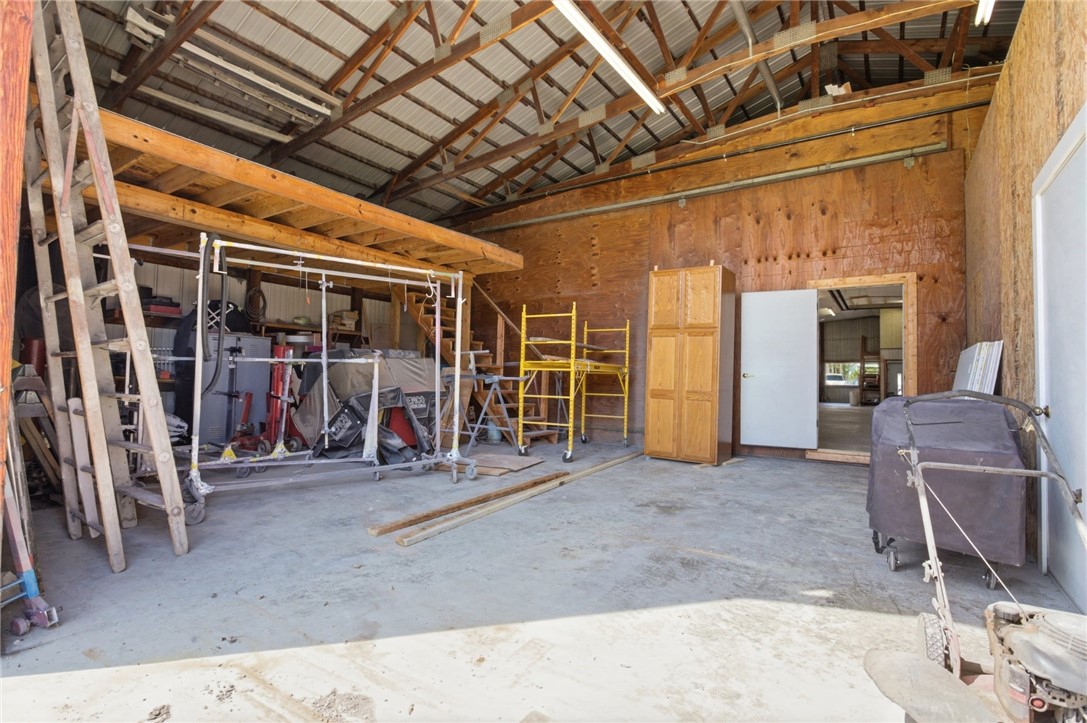 202 East Cumberland Road Altamont, IL 62411 - Photo 9 of 17