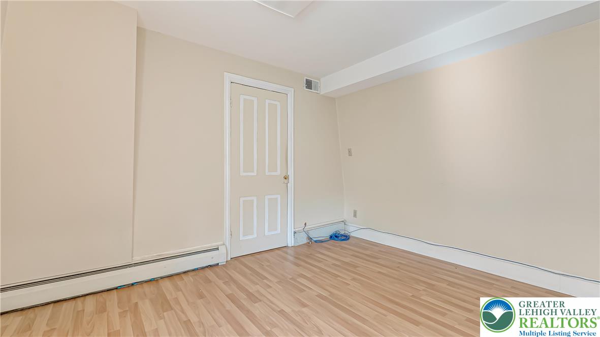 205 West Broad Street Bethlehem, PA 18018 - Photo 13 of 40 a view of empty room with wooden floor