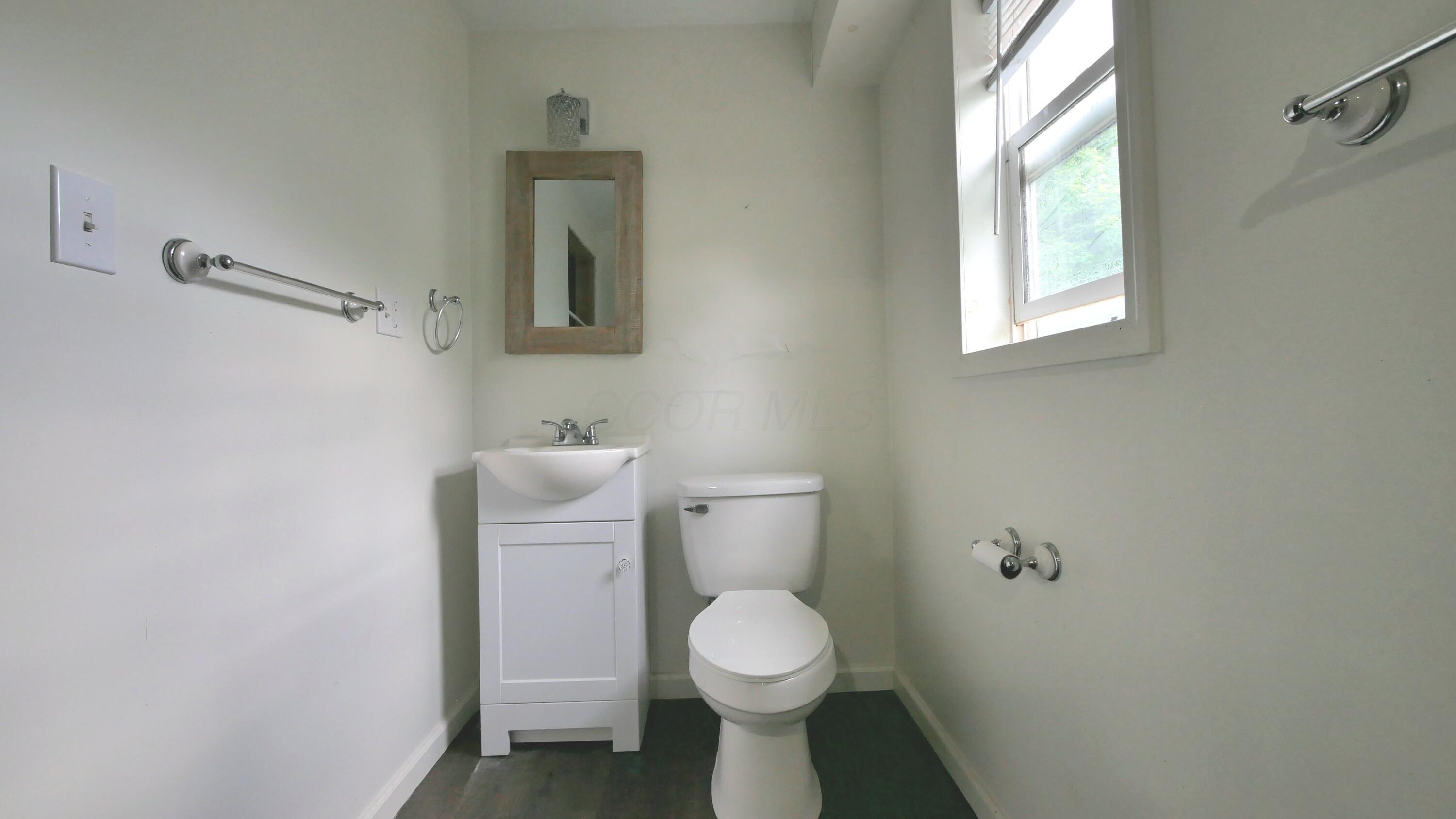 750 Upper Douda Road Malta, OH 43758 - Photo 37 of 44 Office/ Studio Bath