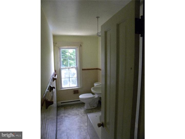 1952 Valley Road Pomeroy, PA 19320 - Photo 8 of 10 Bathroom