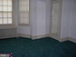 1128 Marlyn Road Philadelphia, PA 19151 - Photo 3 of 5 Gallery Image 3