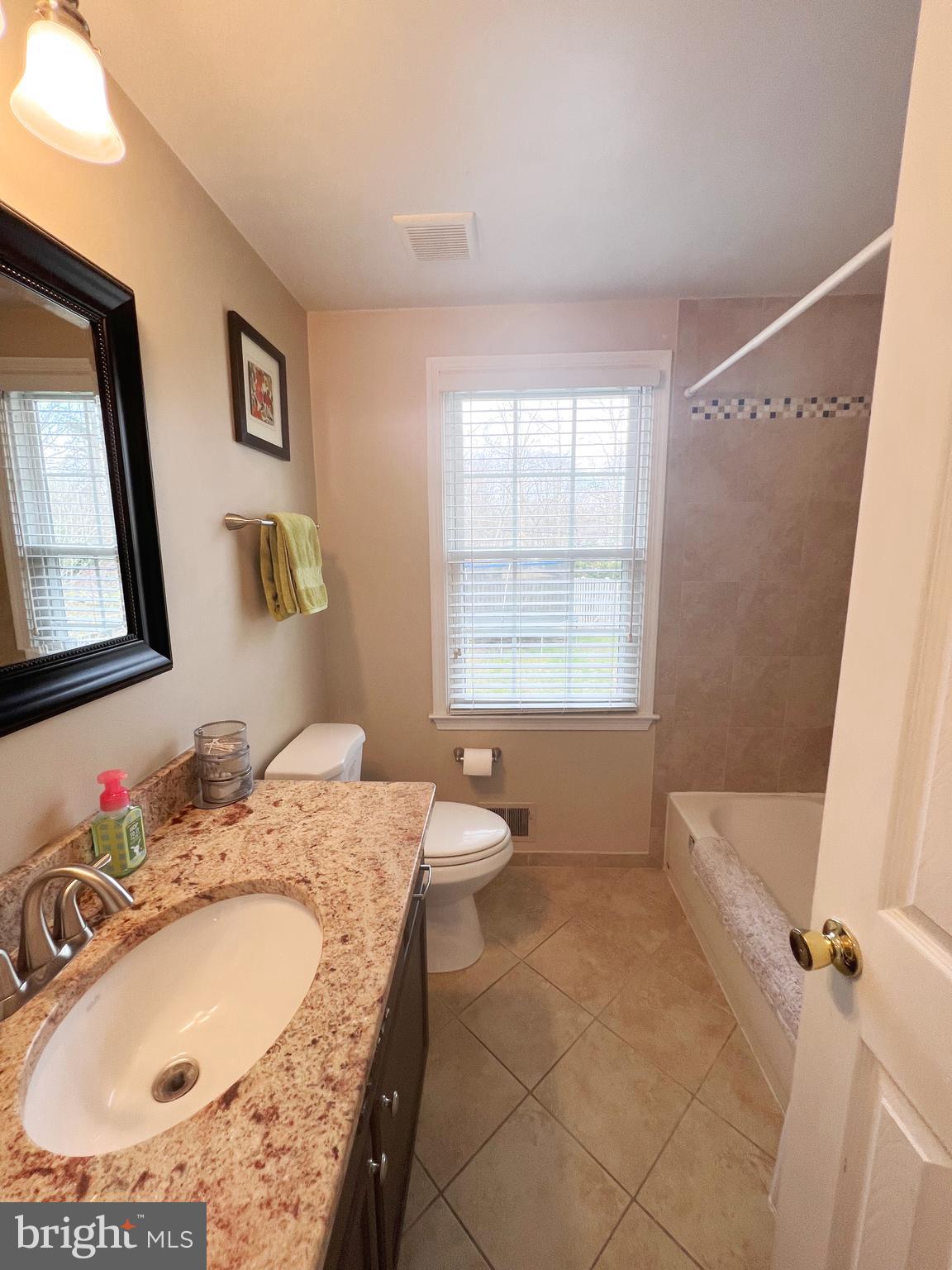 8313 Timber Brook Lane Springfield, VA 22153 - Photo 17 of 20 2nd Level Community Bath