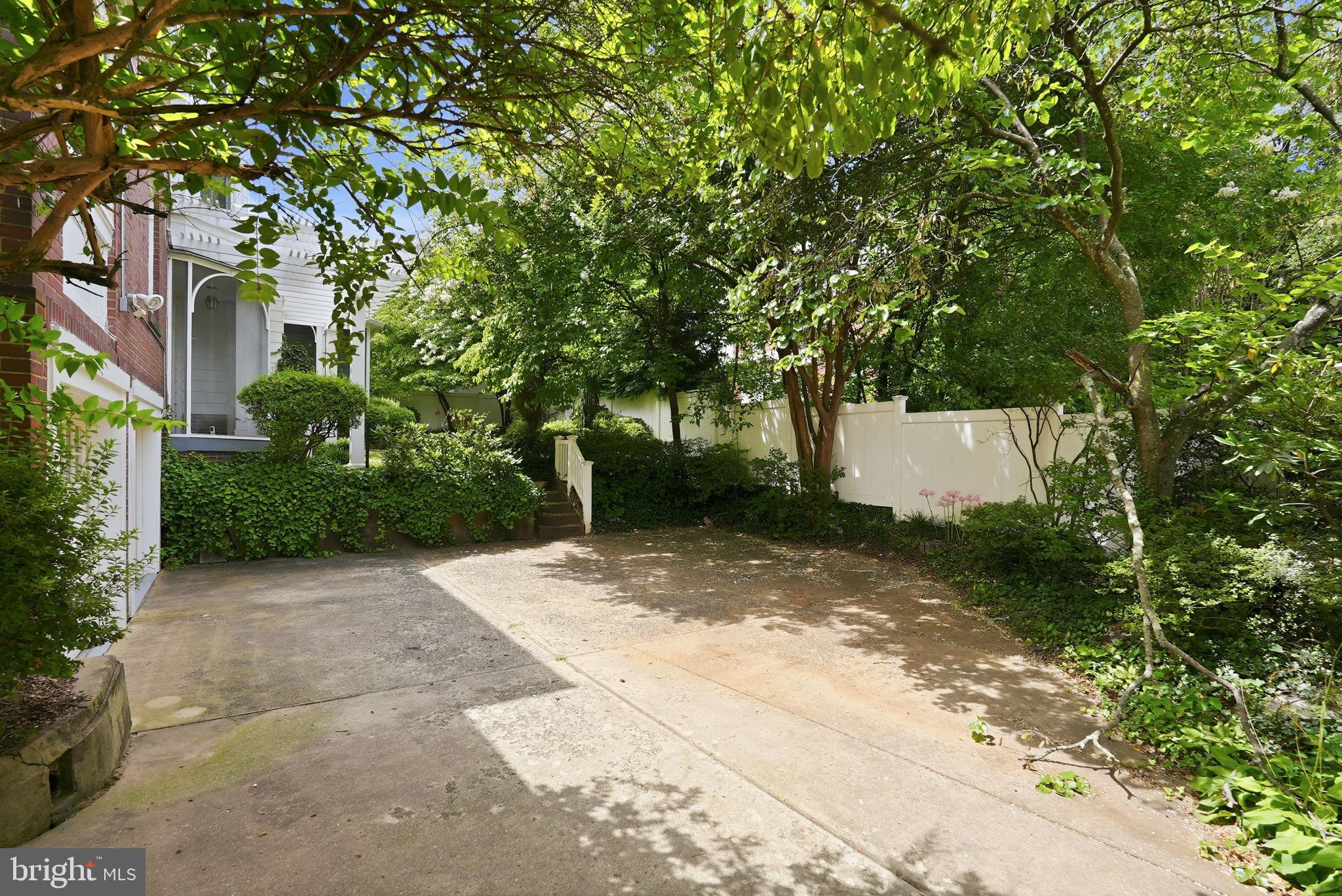 1907 Rookwood Road Silver Spring, MD 20910 - Photo 36 of 39 Gallery Image 36