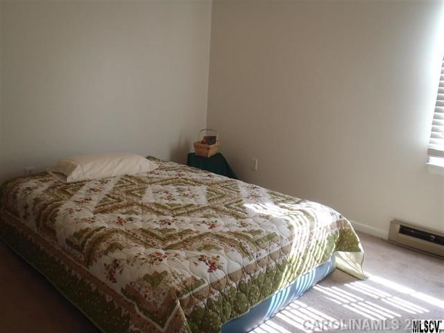 1700 Ponderosa Road Hickory, NC 28602 - Photo 11 of 16 Gallery Image 11