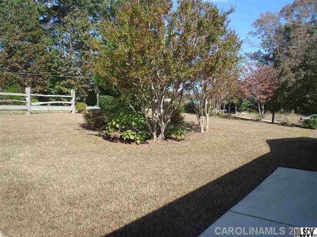 1700 Ponderosa Road Hickory, NC 28602 - Photo 3 of 16 Gallery Image 3