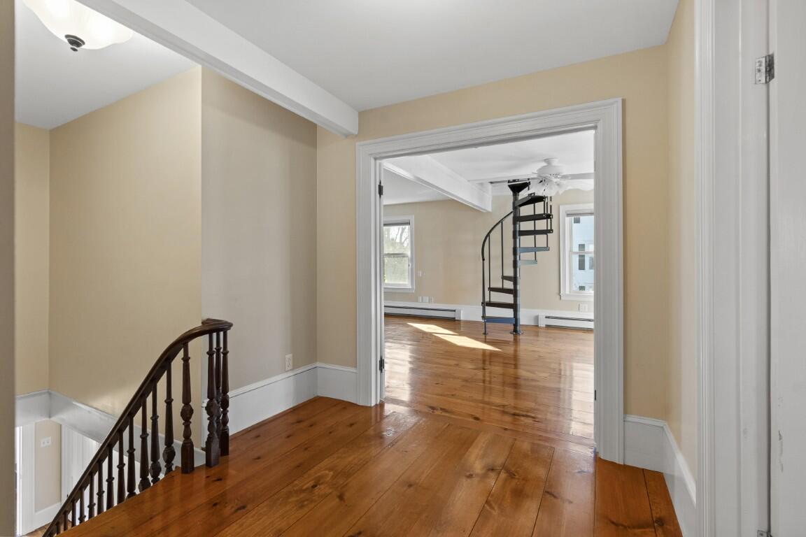 22 School Street Boothbay, ME 04544 - Photo 45 of 76 53
