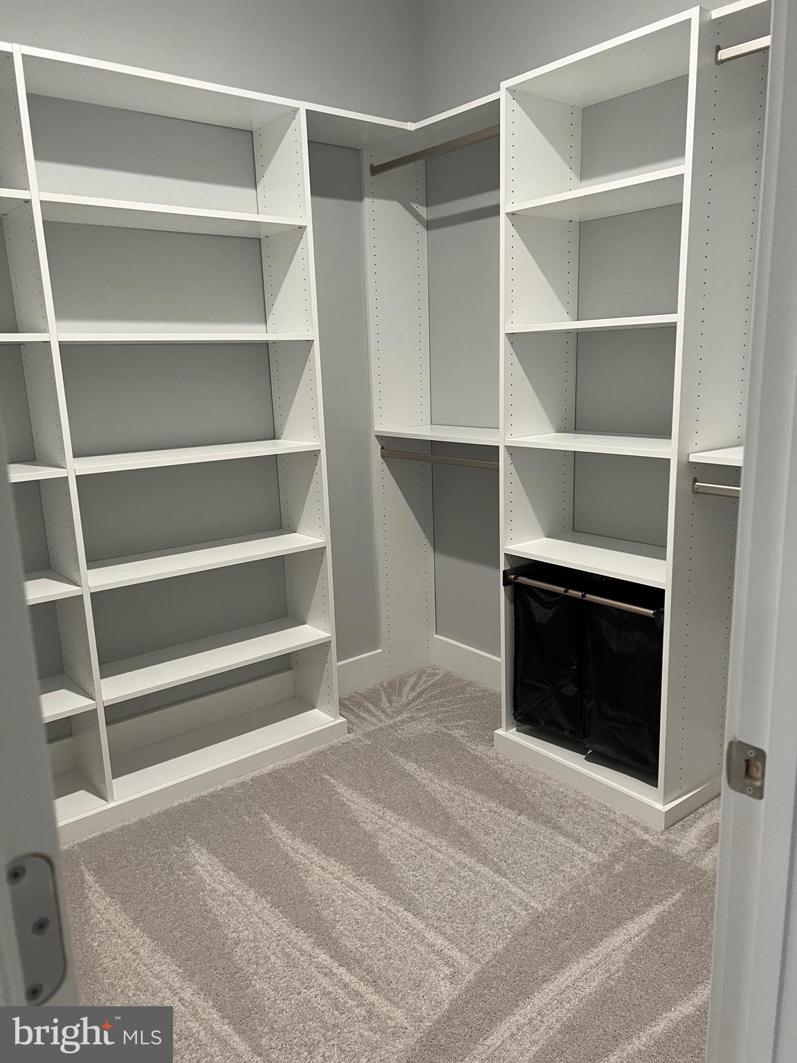 10150 Browns Mill Road Vienna, VA 22182 - Photo 11 of 20 Gallery Image 11