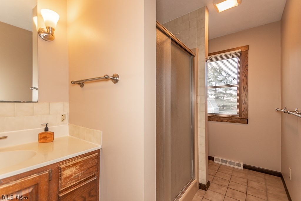 13050 Ravenna Road Chardon, OH 44024 - Photo 15 of 27