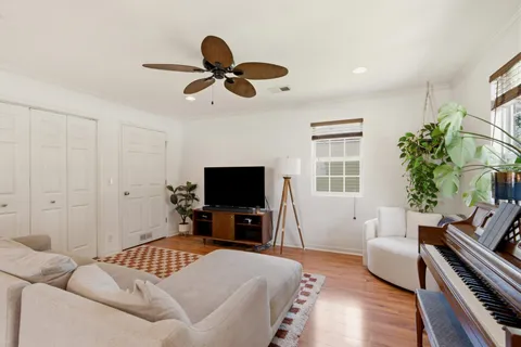 $369,900 | 208 East Avenue, Goodlettsville, TN 37072