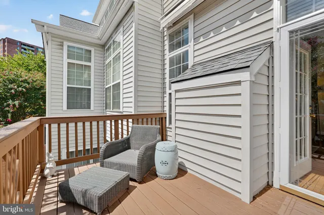$850,000 | 2411 Gorgas Place, Alexandria, VA 22311
