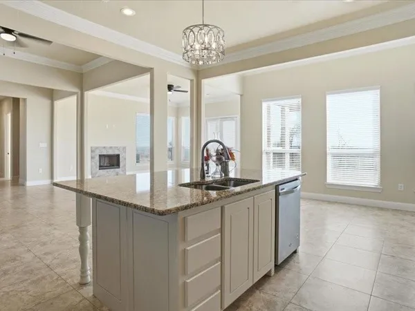 $489,400 | 4021 West J E Woody Road, Springtown, TX 76082