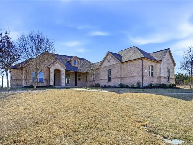 $539,000 | 4021 West J E Woody Road, Springtown, TX 76082