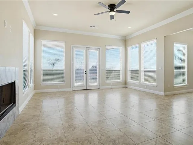 $539,000 | 4021 West J E Woody Road, Springtown, TX 76082