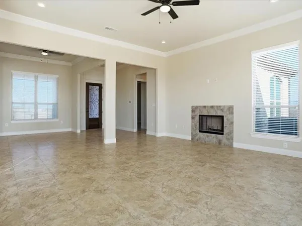 $489,400 | 4021 West J E Woody Road, Springtown, TX 76082