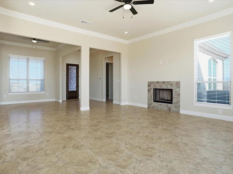 4021 West J E Woody Road Springtown, TX 76082 - Photo 8 of 38