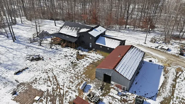 $700,000 | 3524 Dollsberry Lane, Nashville, IN 47448