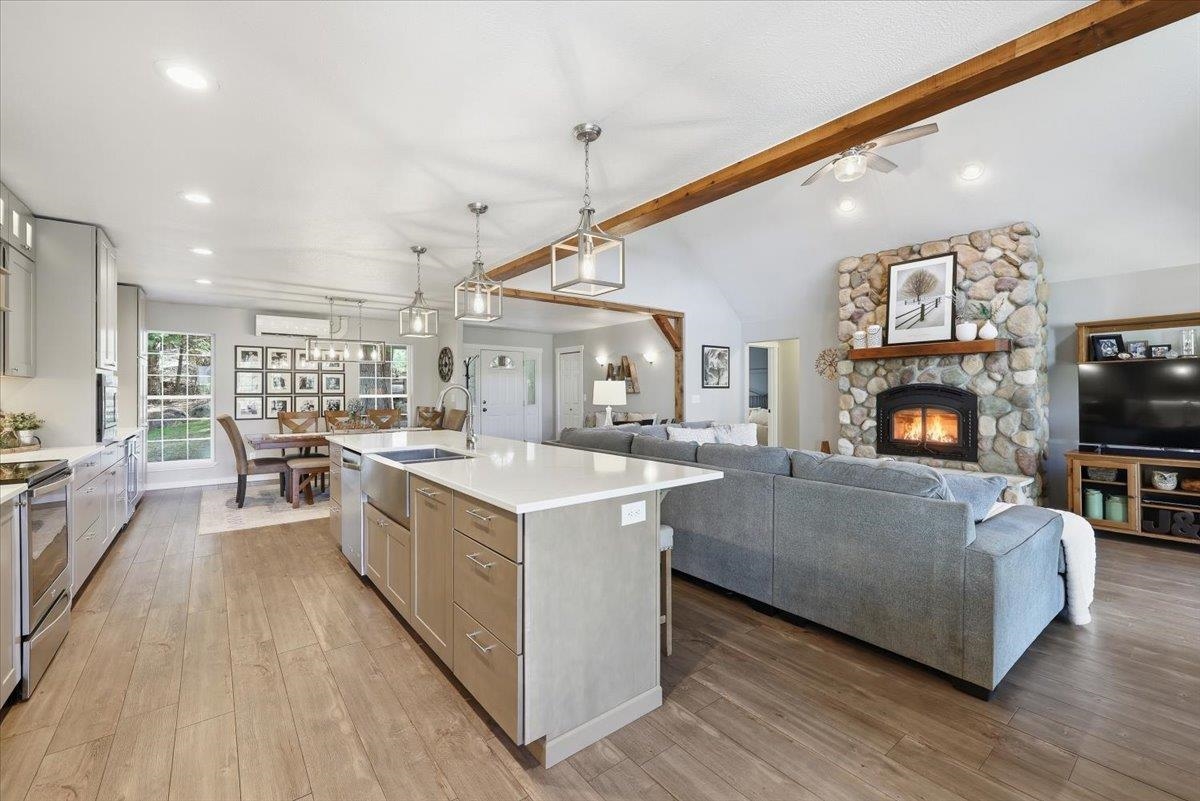 912 Deer Valley Road Newport, WA 99156 - Photo 12 of 43