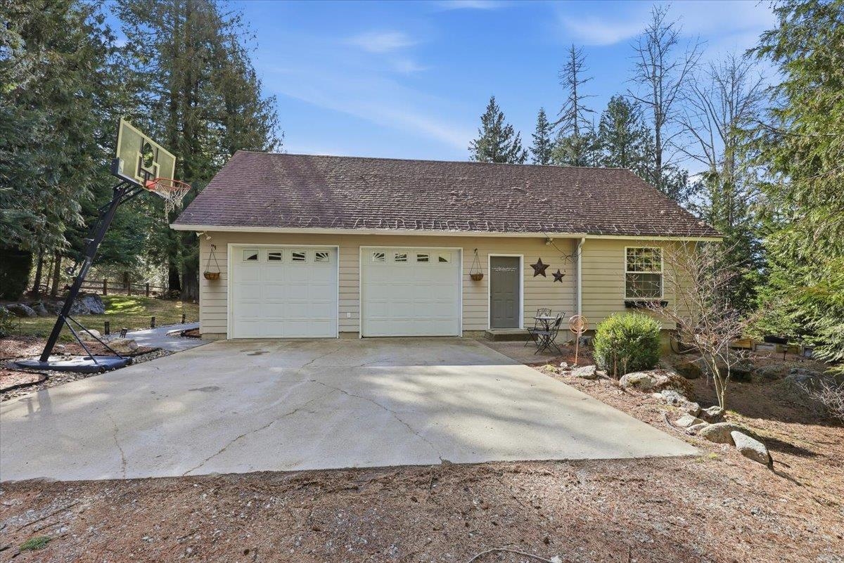 912 Deer Valley Road Newport, WA 99156 - Photo 32 of 43