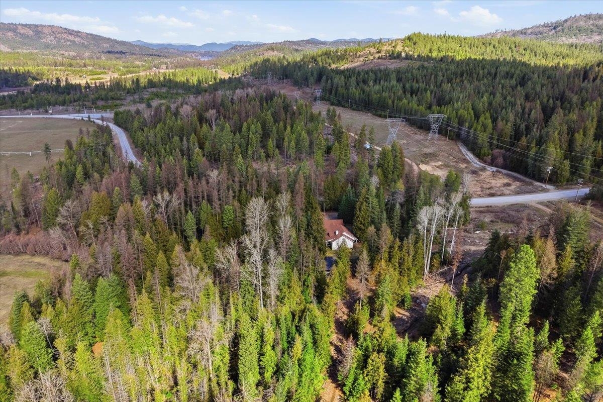 912 Deer Valley Road Newport, WA 99156 - Photo 40 of 43