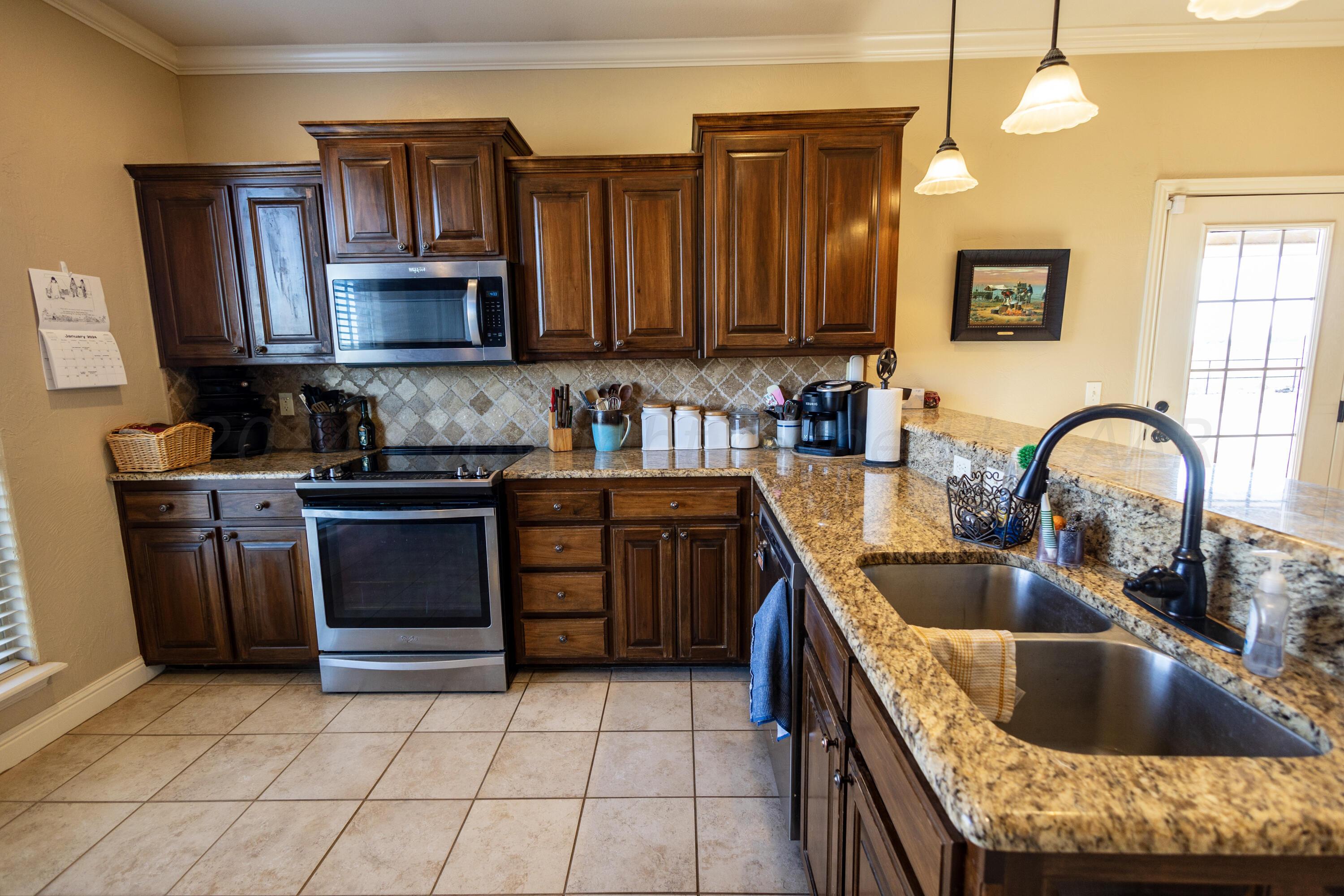 16550 Dove Prairie Road Canyon, TX 79015 - Photo 10 of 87 3-D42A3137-HDR