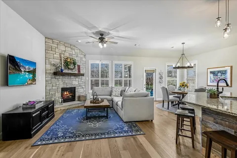 $550,000 | 409 Harris Drive, Austin, TX 78737