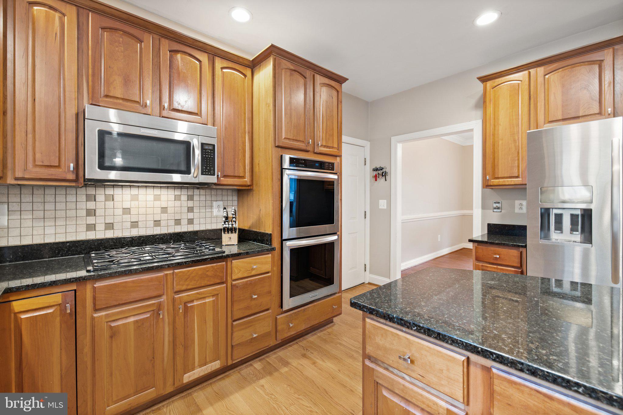 2177 Towles Road Midland, VA 22728 - Photo 21 of 66 Double-Oven and Gas Cooktop
